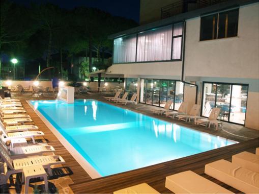 קרביה Hotel Liverpool מראה חיצוני תמונה